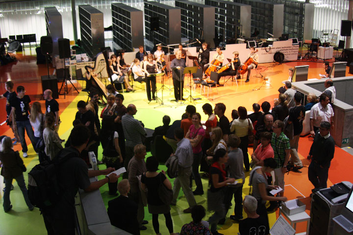 Akademický orchestr ČVUT představuje vedoucí a dirigent Jan Šrámek